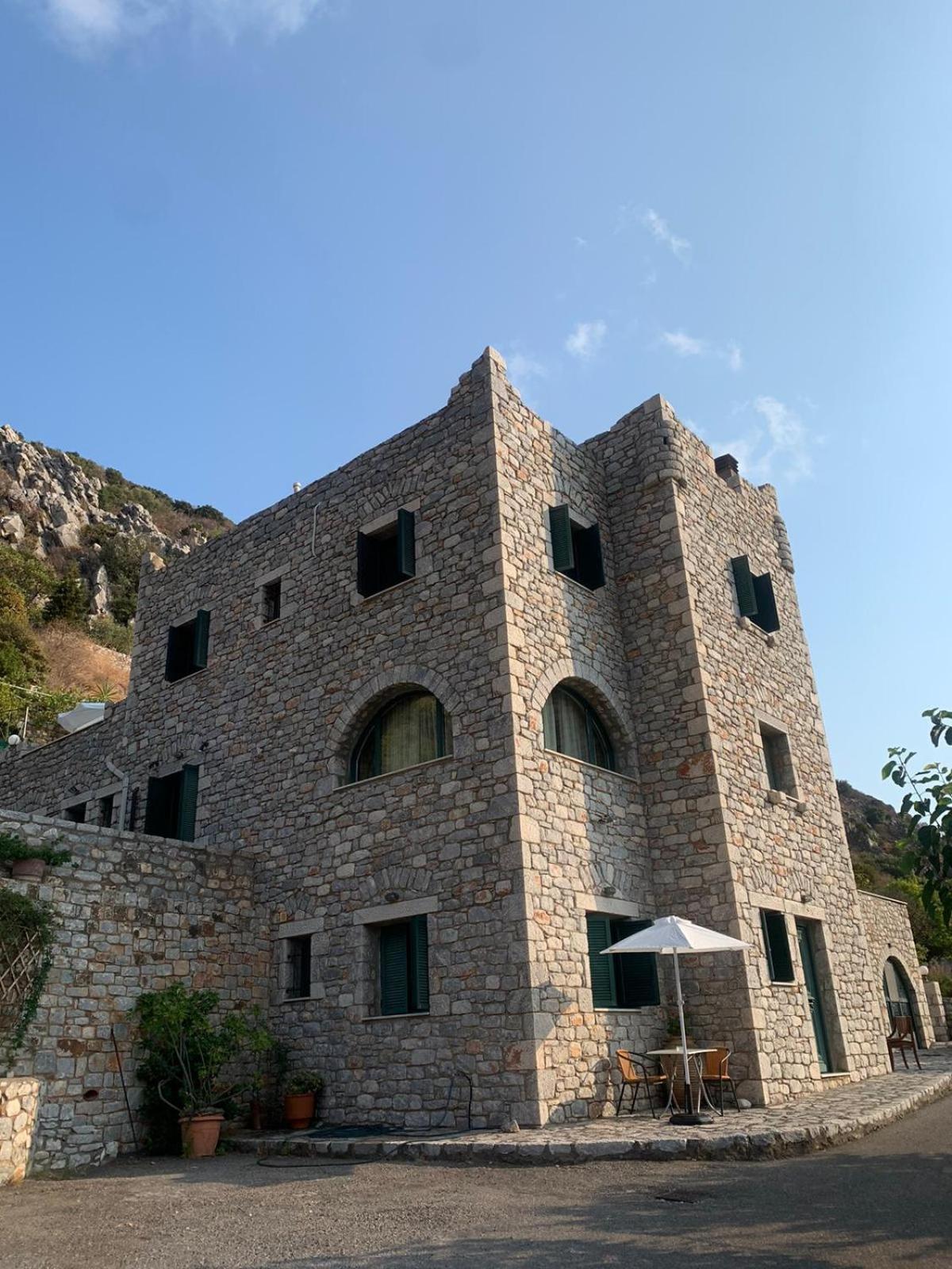 Aparthotel Vatoulia House Néon Oítilon Zewnętrze zdjęcie