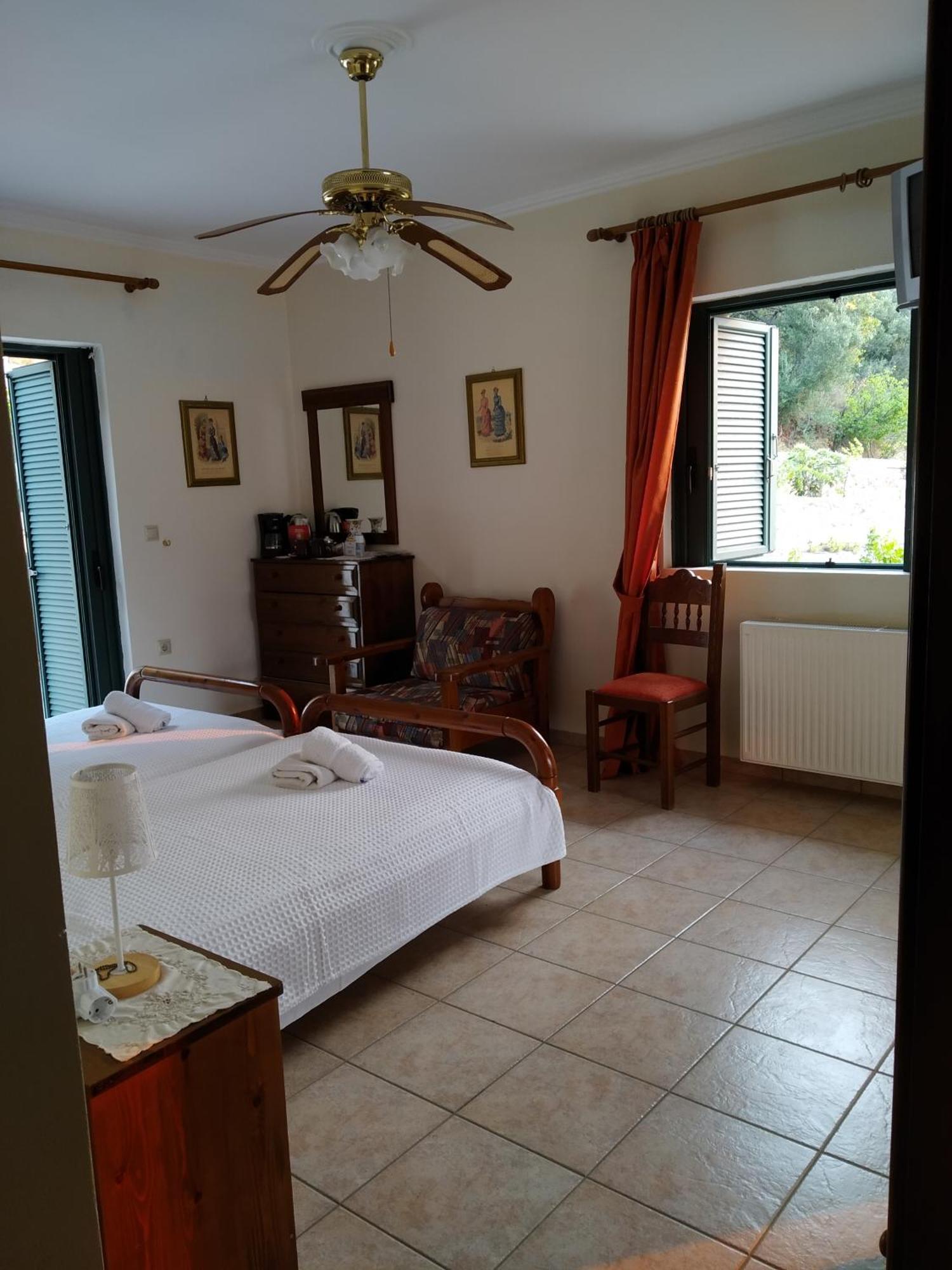 Aparthotel Vatoulia House Néon Oítilon Zewnętrze zdjęcie